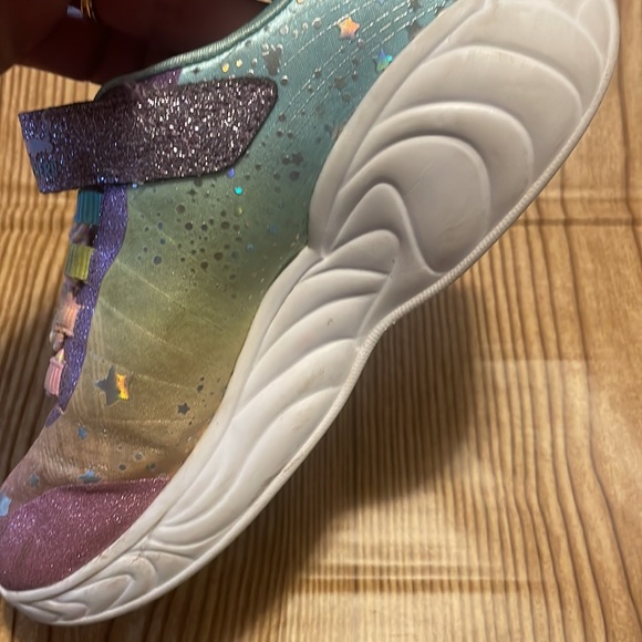 Girls Light Up “Unicorn Dream” Skechers - Picture 8 of 8